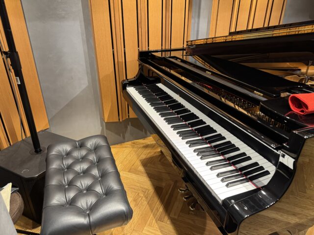 東京恵比寿の防音ホール EBISTA(エビスタ)さんのピアノ（スタインウェイ&サンズ B-211）